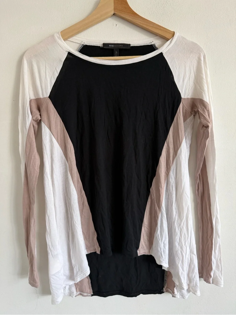 BCBGMaxAzria Black, White & Taupe Colorblock Long-Sleeve Tee